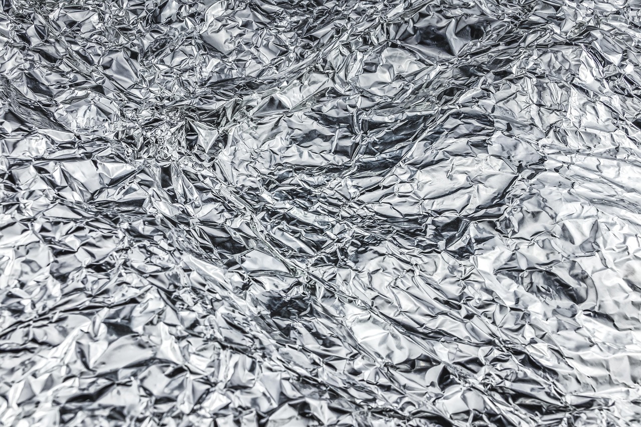 Creatieve fotowand met levendige aluminium foto's.