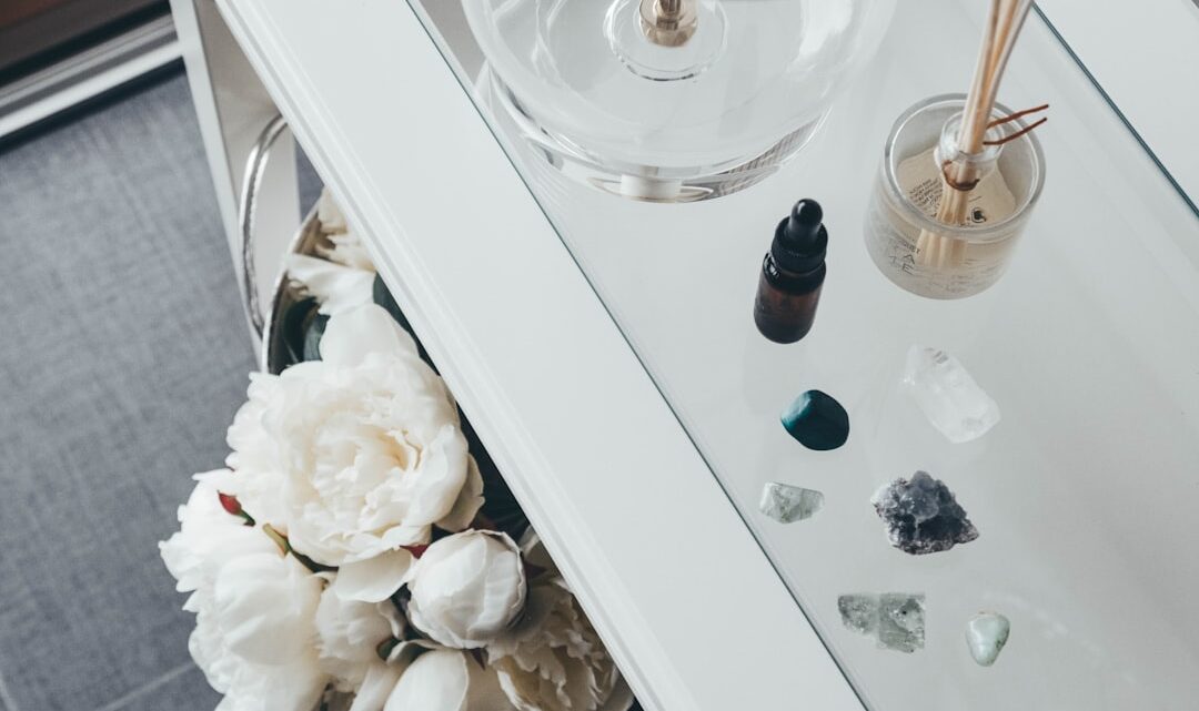Gids voor aromatherapie: ontspannen geuren voor je zomerinterieur