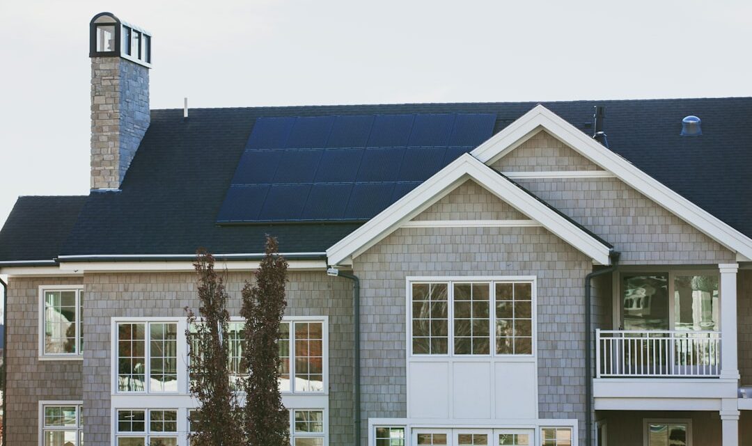 Veilige zonne-energieoplossingen voor thuiswonenden