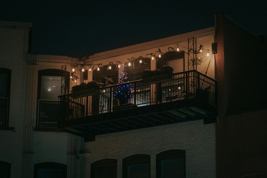 Sfeervolle lichtslingers voor een gezellig balkon. Sfeervolle lichtslingers voor een gezellig balkon.